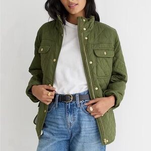 J Crew quilted barn jacket in Army green Size Small
